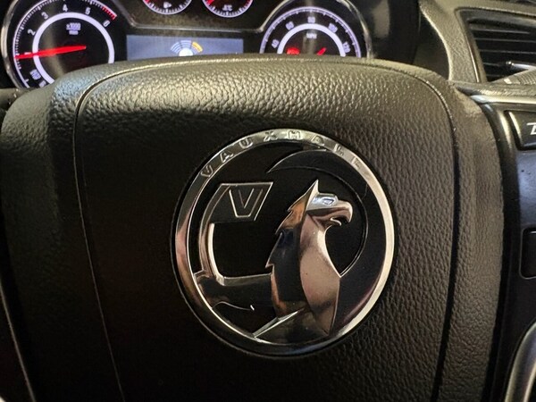 Used Vauxhall Insignia 2015 for sale - 76291679: Photo 13