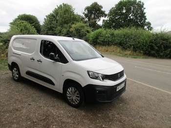 Used Peugeot Partner 2020 for sale - 75401973: Photo