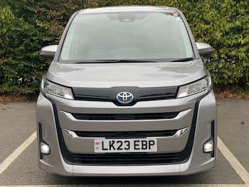 Used Toyota Voxy 2023 for sale - 79805457: Photo