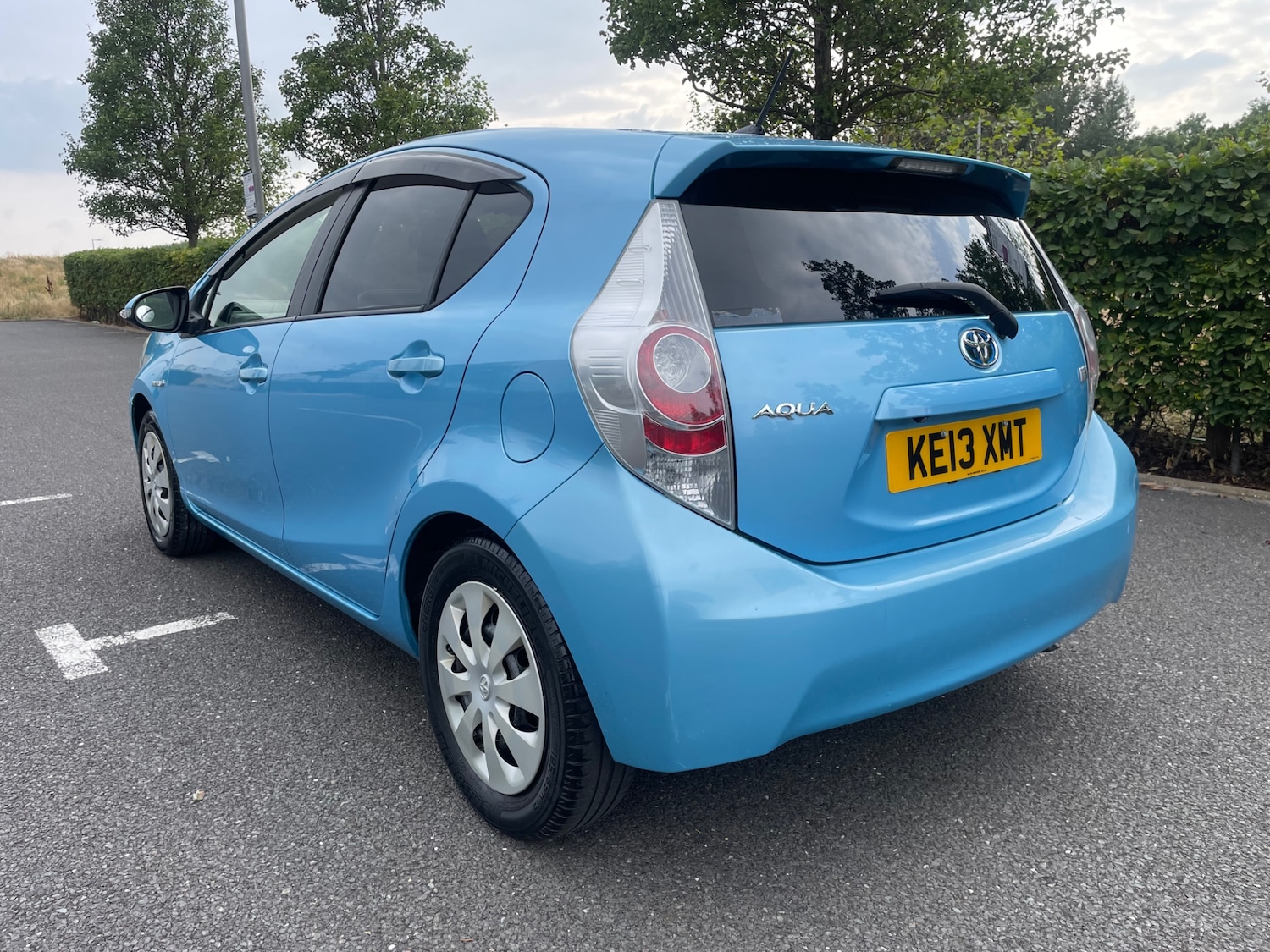 Used Toyota Aqua 2024 for sale - 76444558: Photo 3