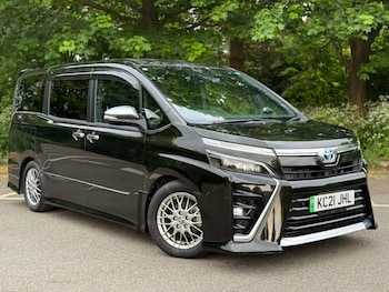 Used Toyota Voxy 2021 for sale - 78480595: Photo