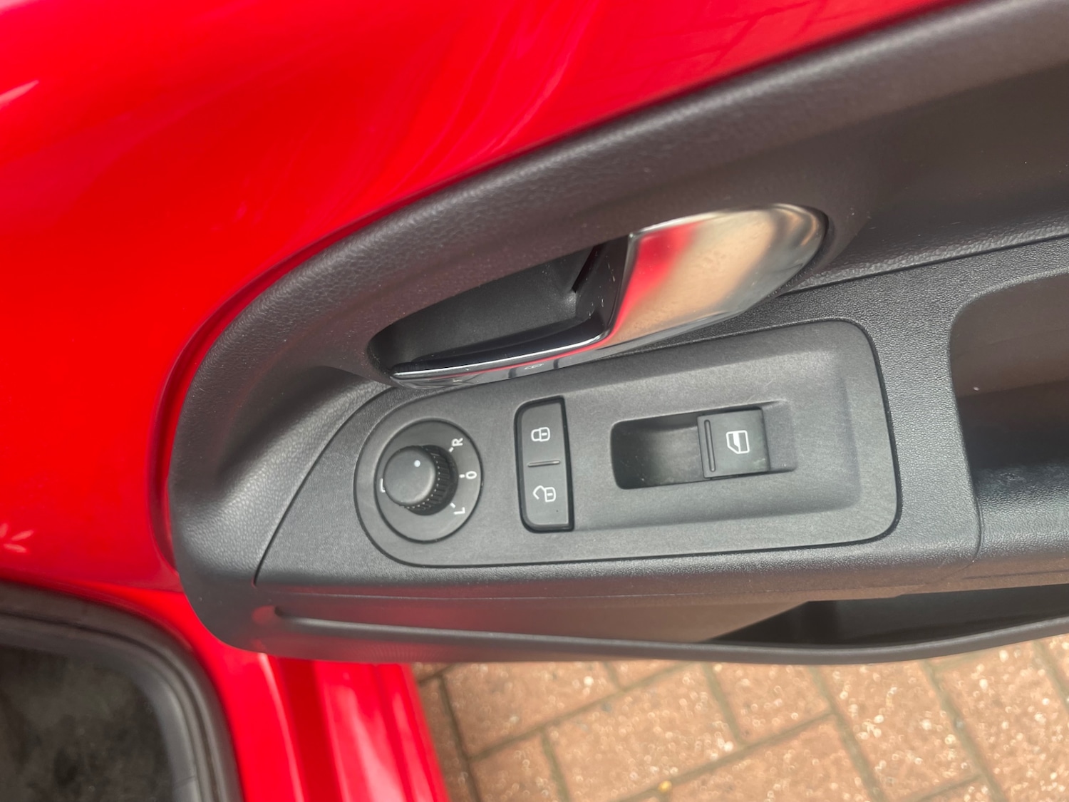 Used Volkswagen up! 2024 for sale - 77335787: Photo 9