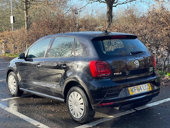 Used Volkswagen Polo 2014 for sale - 77656675: Photo