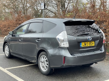 Used Toyota Prius undefined for sale - 76979241: Photo