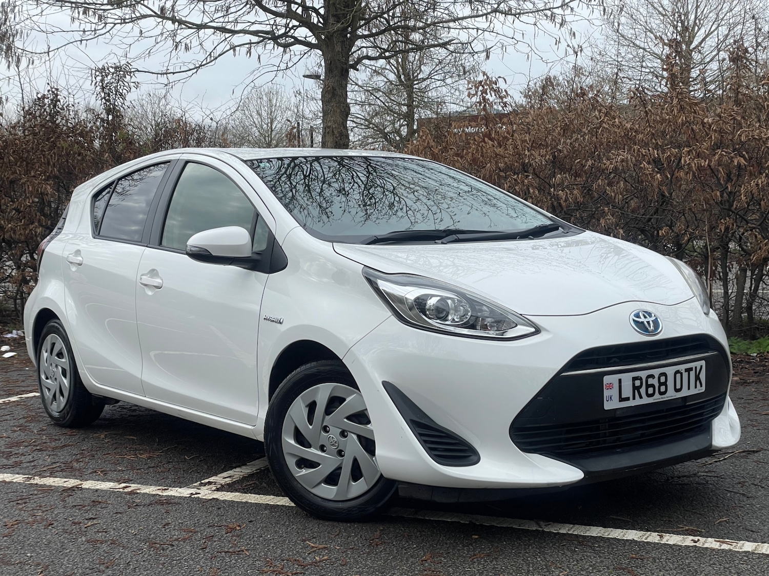 Used Toyota Aqua 2026 for sale - 77656627: Photo 1