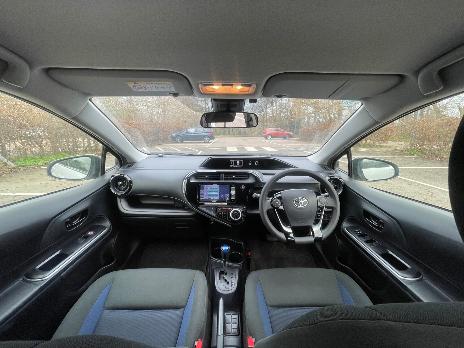 Used Toyota Aqua 2026 for sale - 77656627: Photo 12