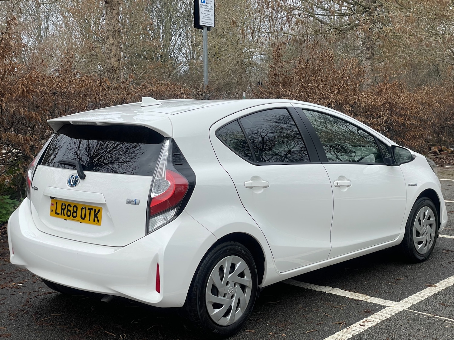 Used Toyota Aqua 2026 for sale - 77656627: Photo 3