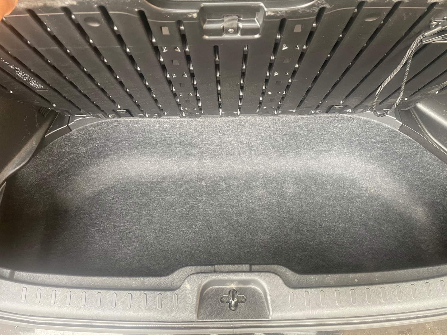 Used Nissan Serena 2025 for sale - 76897320: Photo 19