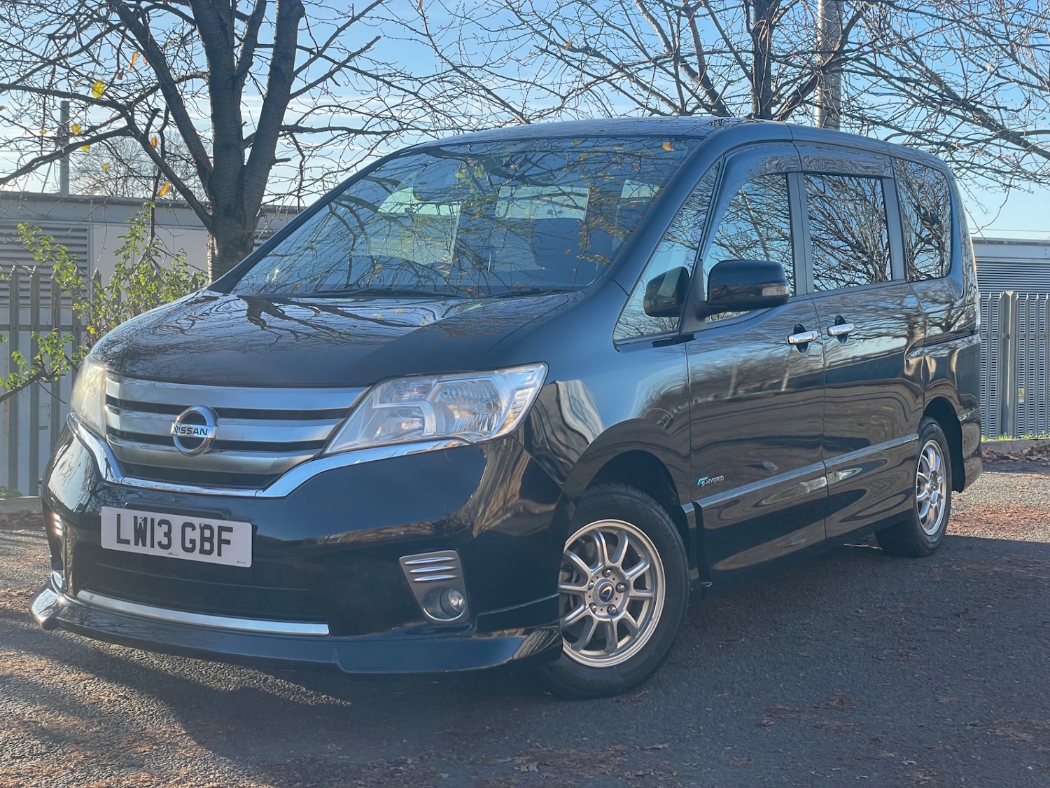 Used Nissan Serena 2025 for sale - 76897320: Photo 3
