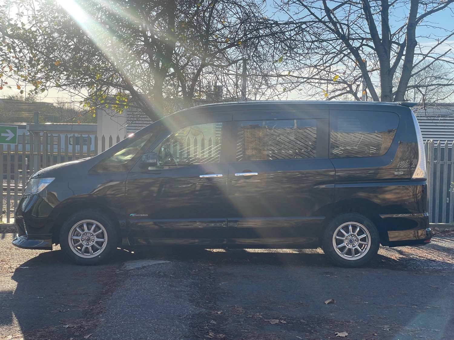 Used Nissan Serena 2025 for sale - 76897320: Photo 4