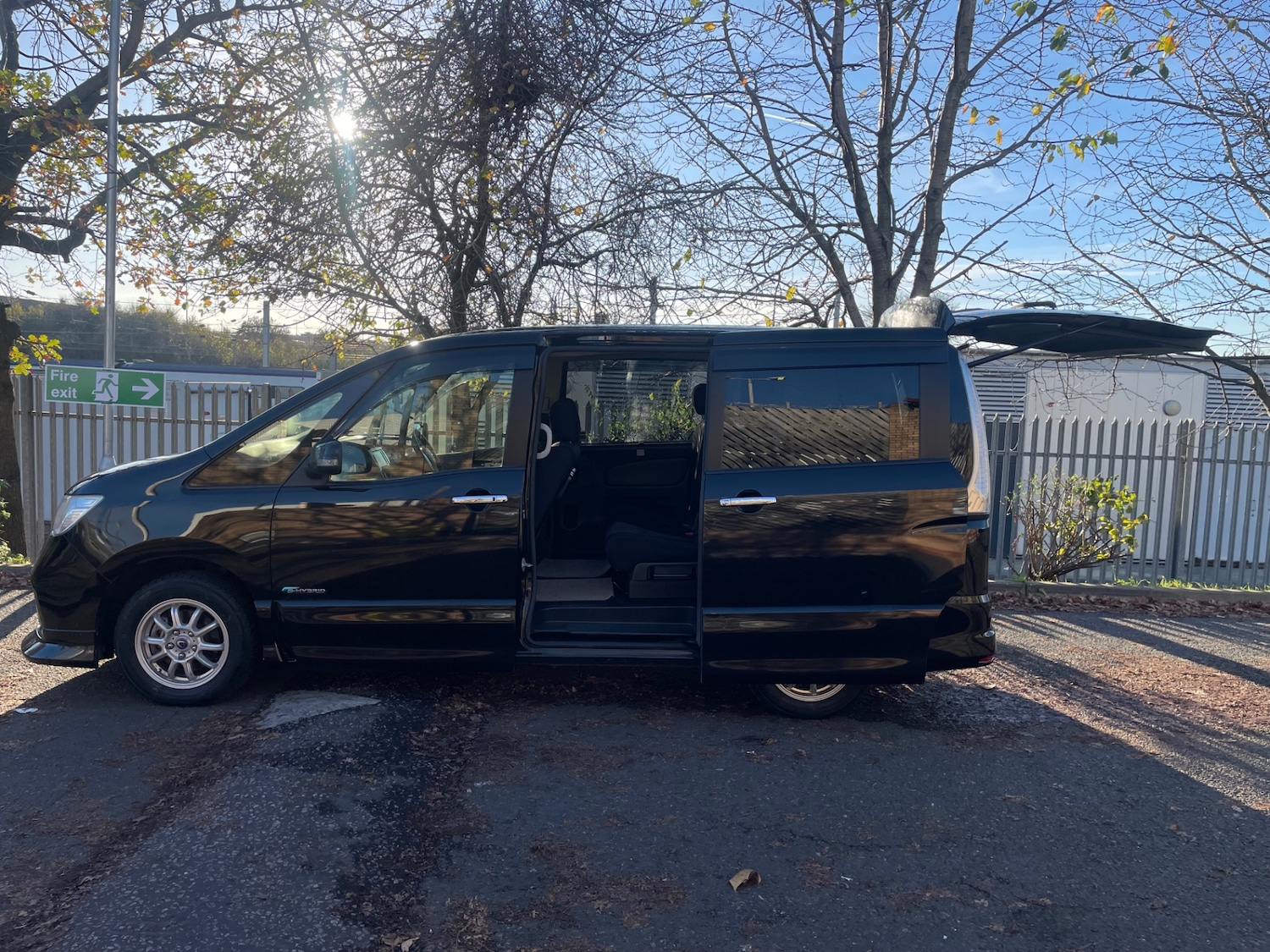 Used Nissan Serena 2025 for sale - 76897320: Photo 6