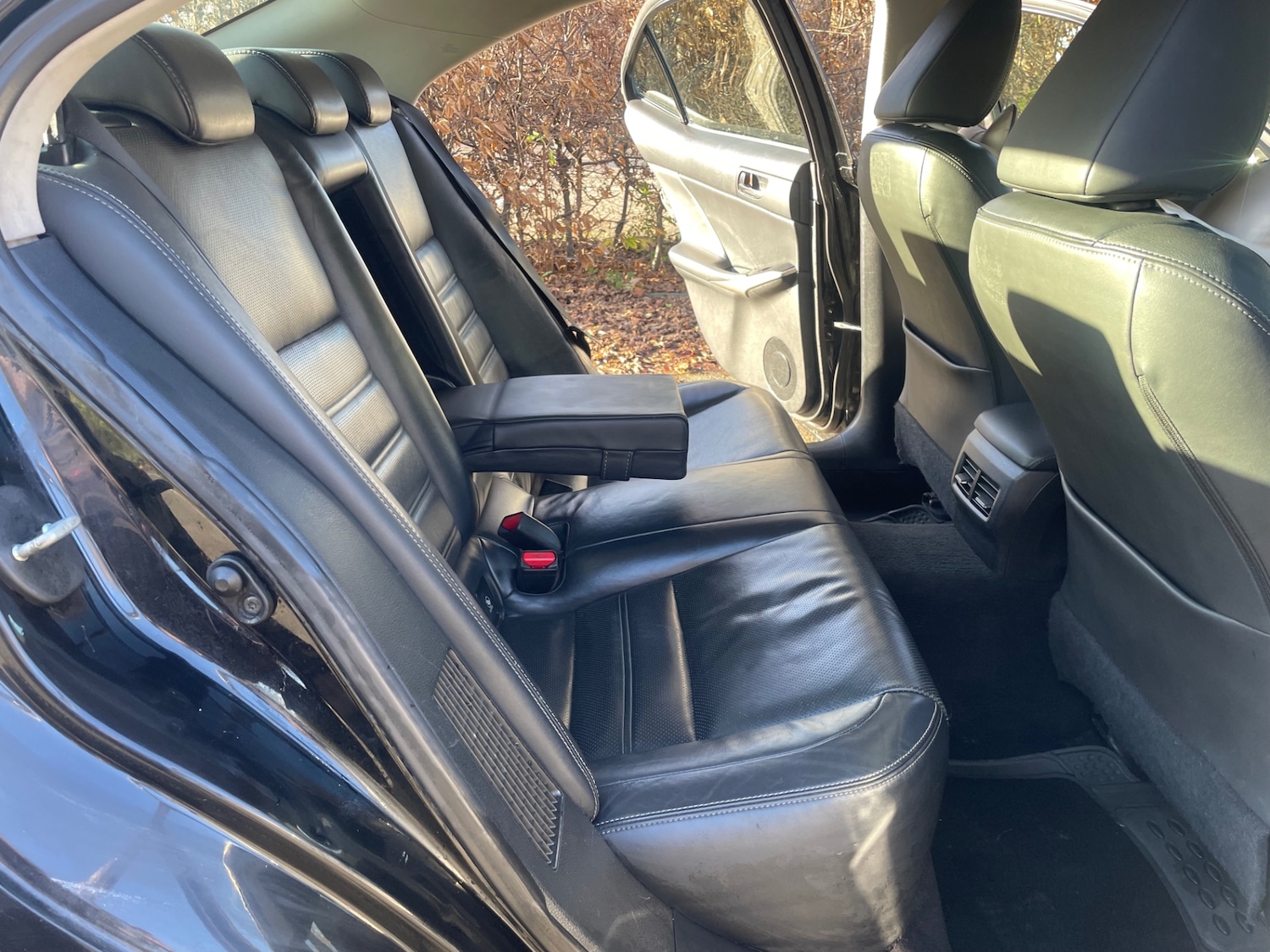 Used Lexus IS 2015 for sale - 77241954: Photo 10