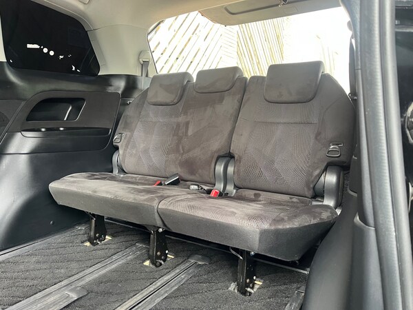 Used Toyota Estima 2013 for sale - 74832159: Photo 15