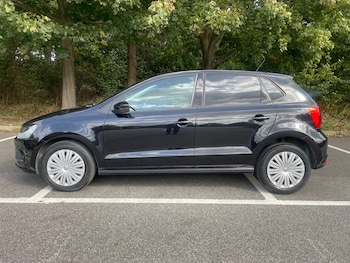 Used Volkswagen Polo 2016 for sale - 75982393: Photo