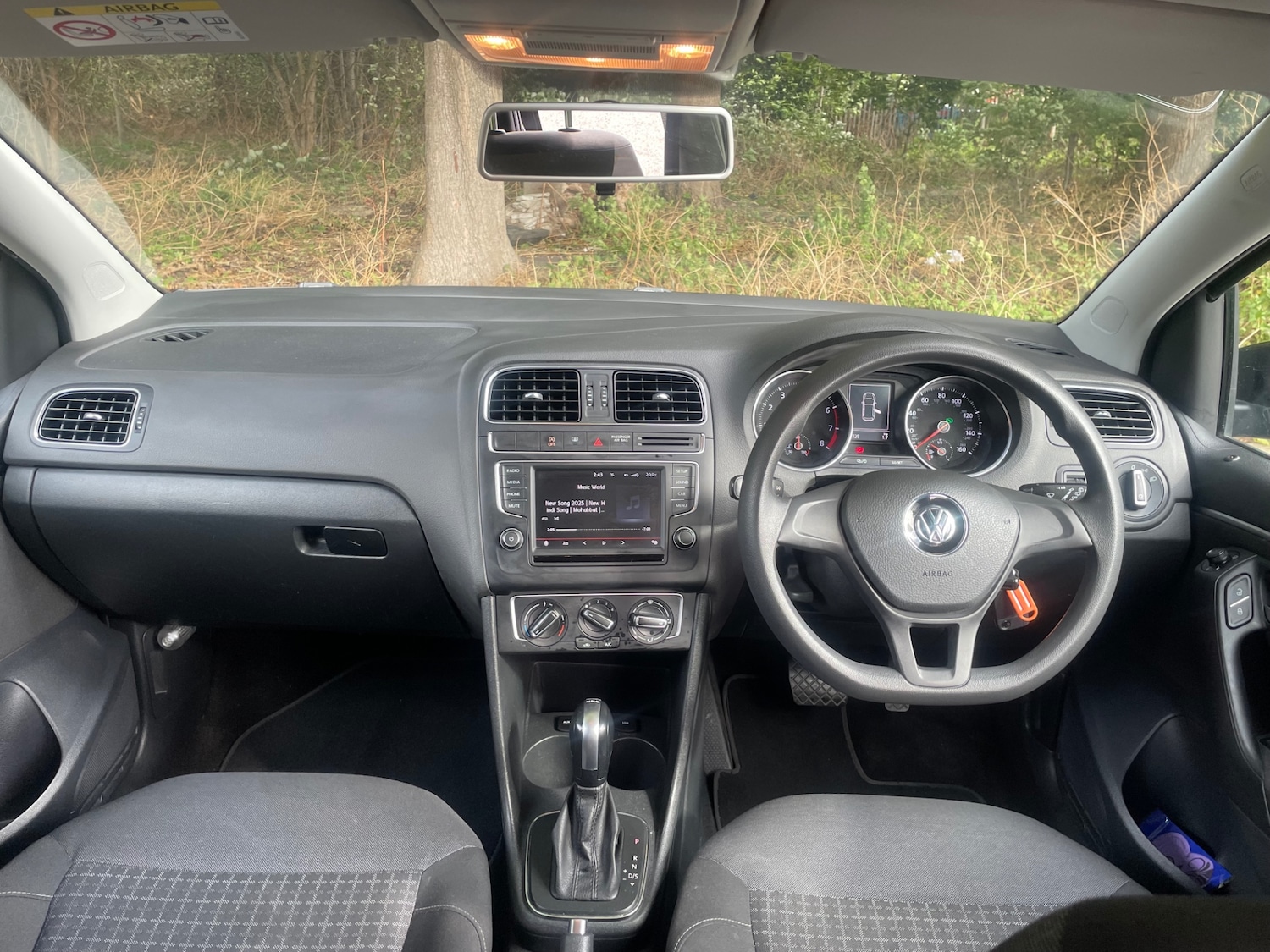 Used Volkswagen Polo 2016 for sale - 75982393: Photo 9