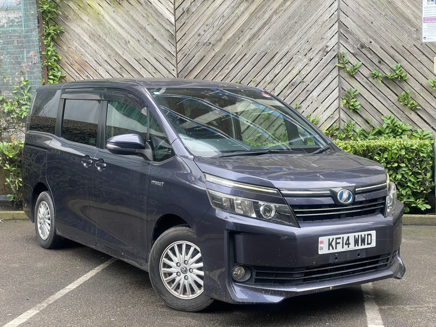 Used Toyota Noah 2026 for sale - 77691374: Photo 5