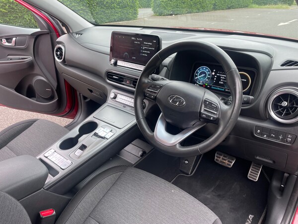 Used Hyundai KONA 2022 for sale - 74831131: Photo 8
