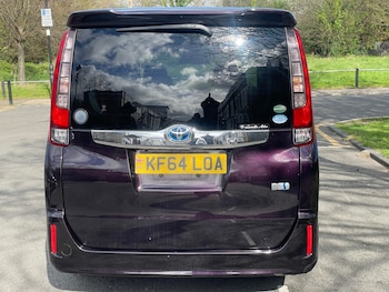 Used Toyota Noah 2015 for sale - 78140058: Photo