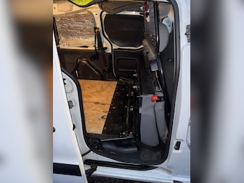 Used Peugeot Partner 2017 for sale - 77807359: Photo