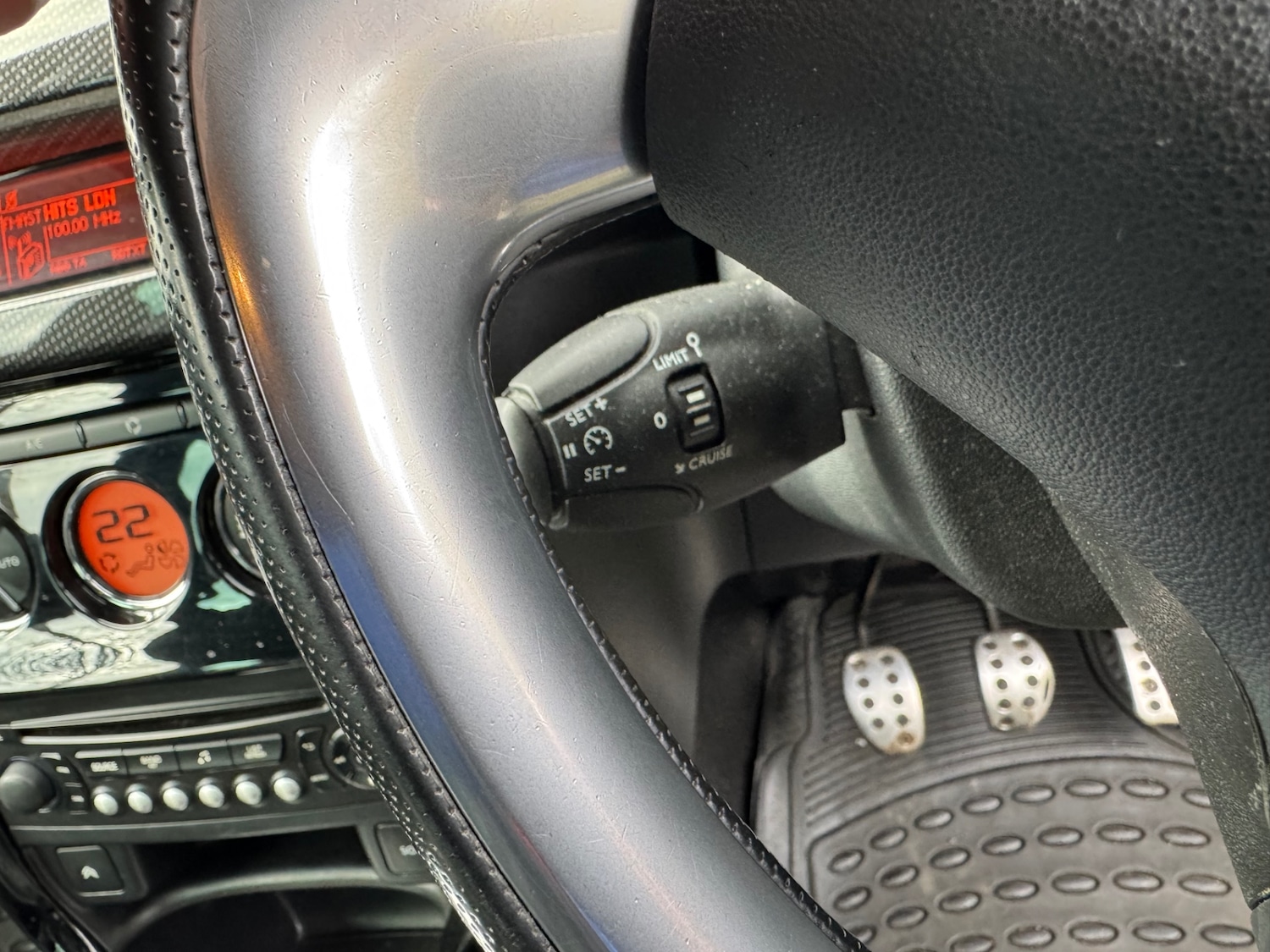 Used Citroen DS3 2015 for sale - 76588286: Photo 10