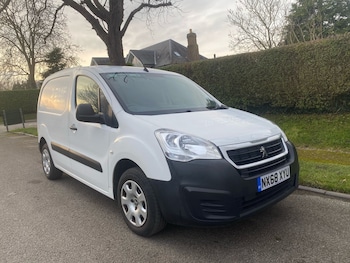 Used Peugeot Partner 2018 for sale - 74595016: Photo
