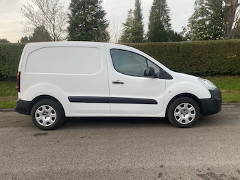 Used Peugeot Partner 2018 for sale - 74595016: Photo