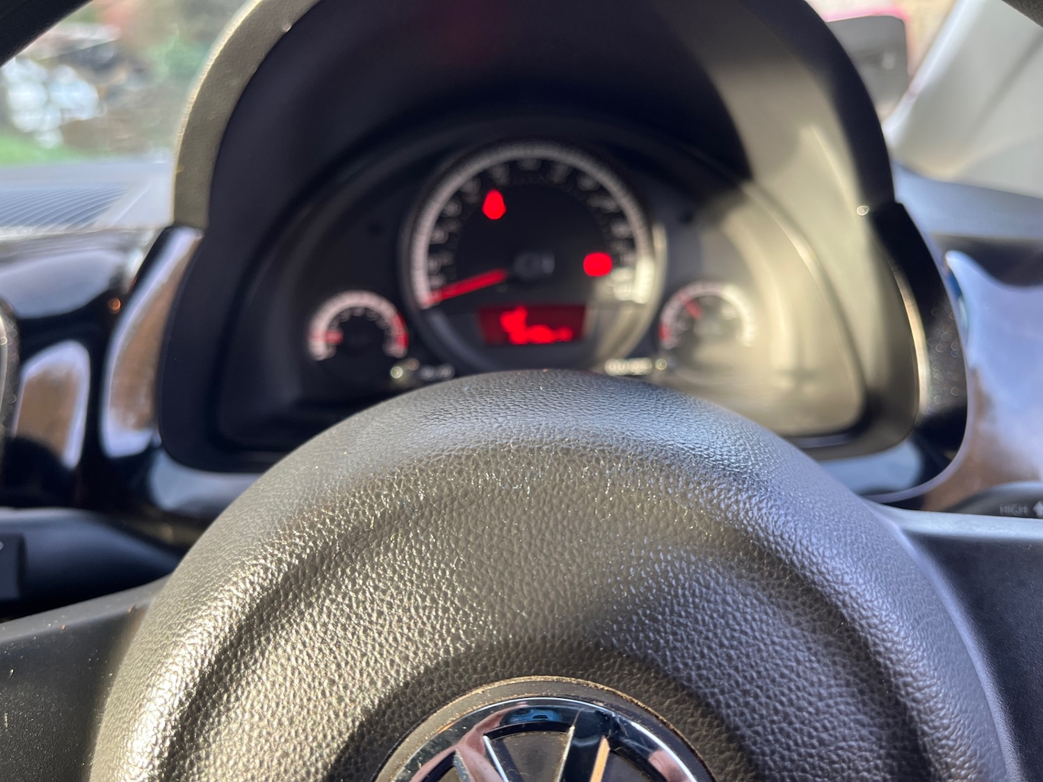 Used Volkswagen up! 2015 for sale - 76931488: Photo 18