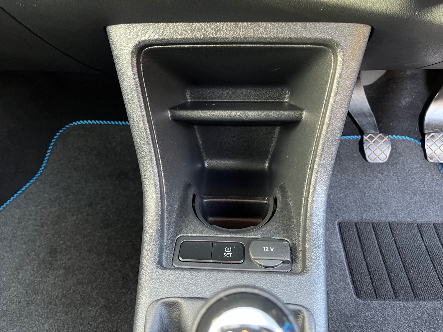 Used Volkswagen up! 2015 for sale - 76931488: Photo 20