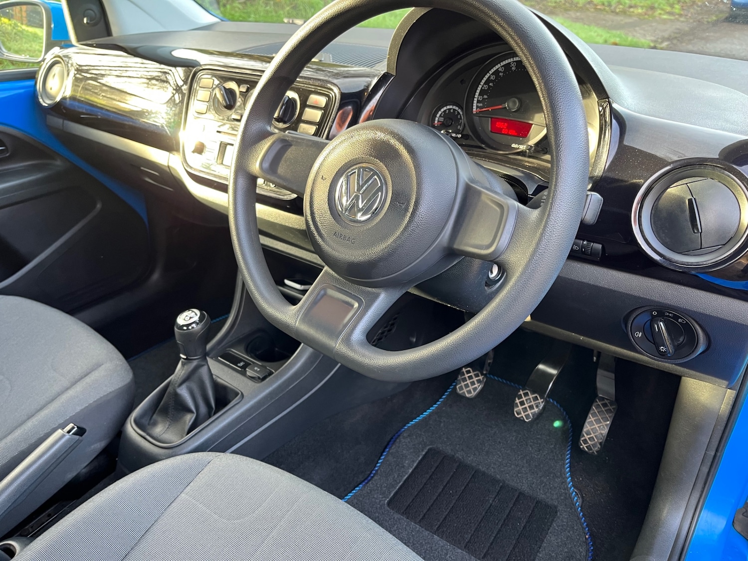 Used Volkswagen up! 2015 for sale - 76931488: Photo 7