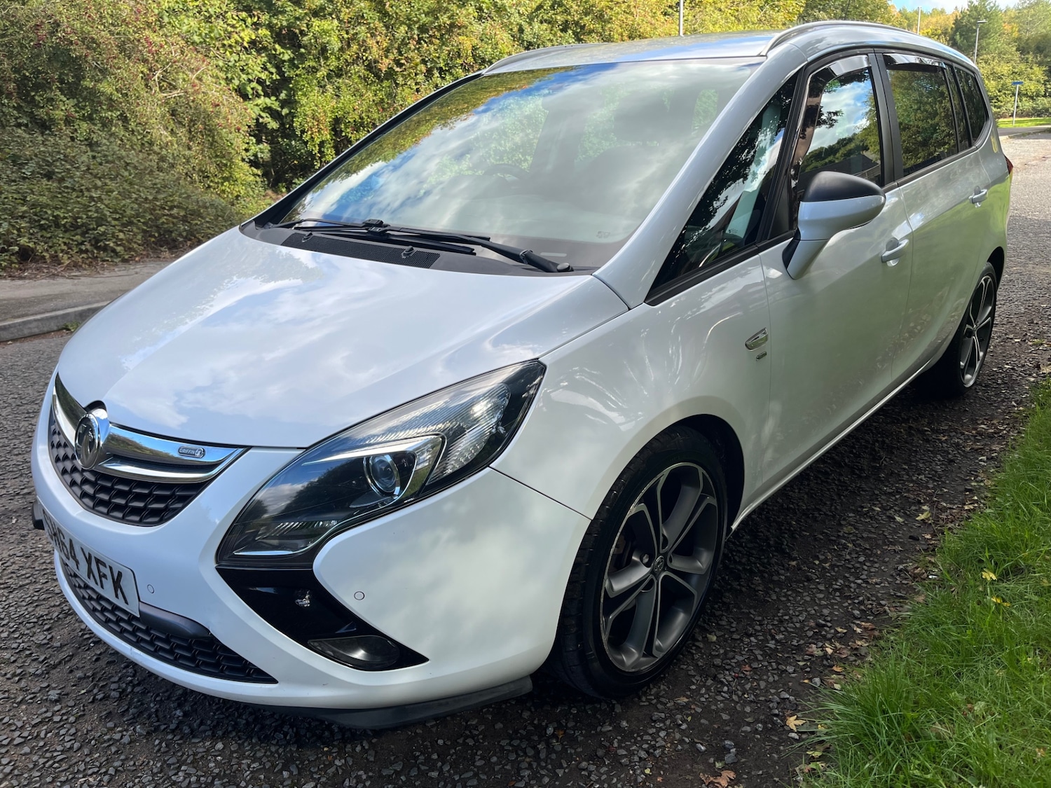Used Vauxhall Zafira 2014 for sale - 76067196: Photo 2
