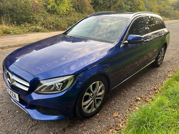 Used Mercedes-Benz C Class 2017 for sale - 76242639: Photo 3