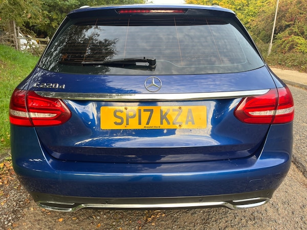 Used Mercedes-Benz C Class 2017 for sale - 76242639: Photo 5