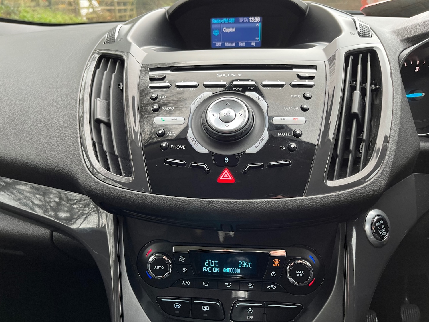 Used Ford Kuga 2015 for sale - 77326030: Photo 17