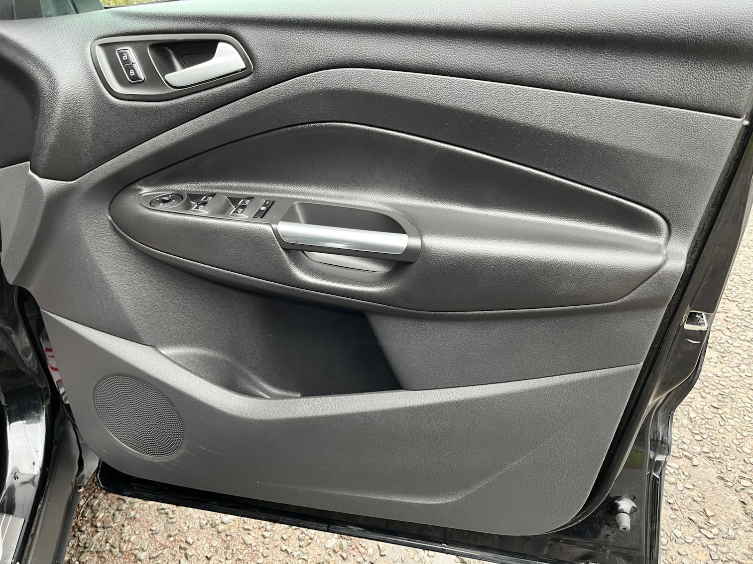 Used Ford Kuga 2015 for sale - 77326030: Photo 8