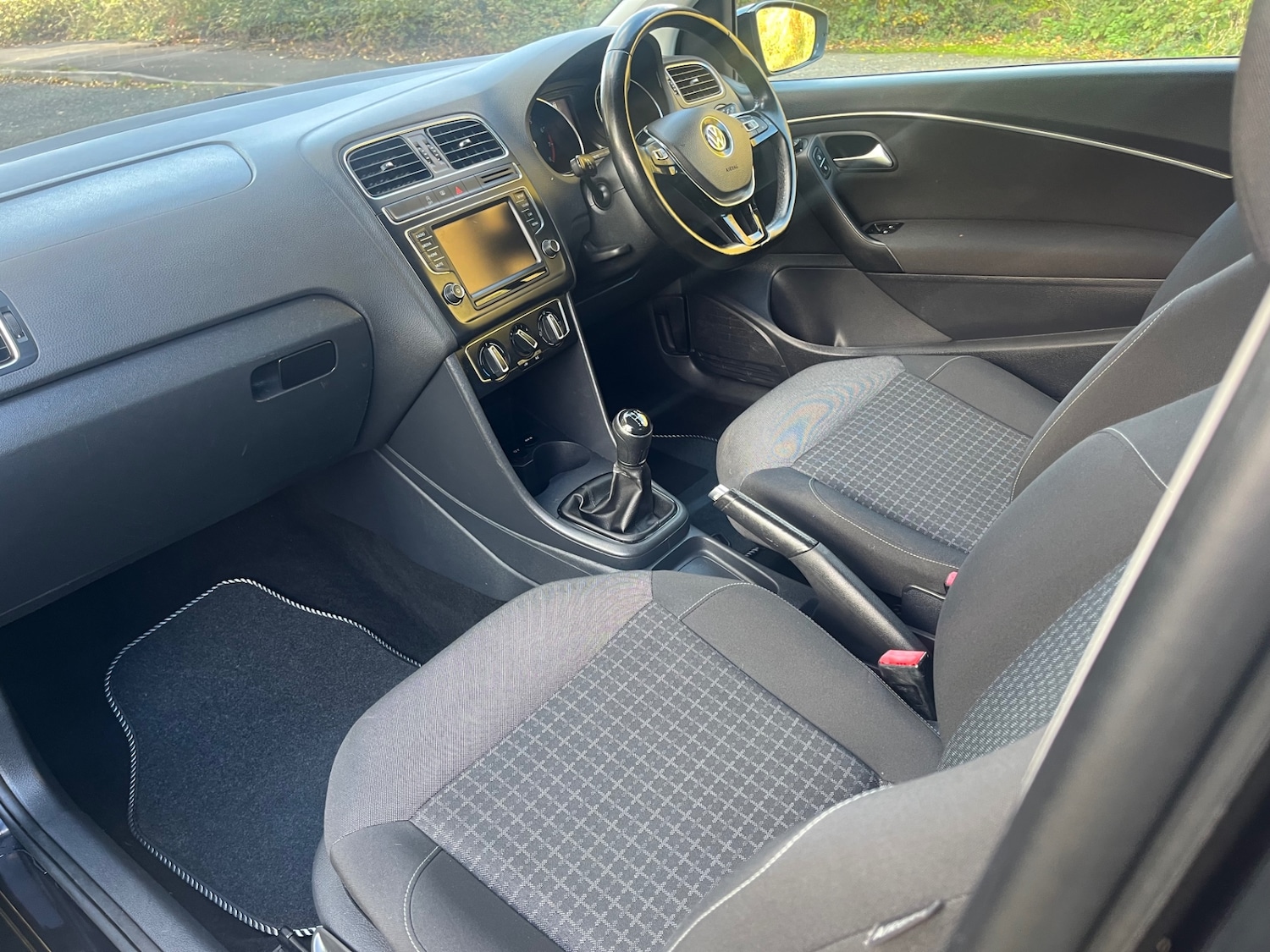 Used Volkswagen Polo 2014 for sale - 76445061: Photo 10