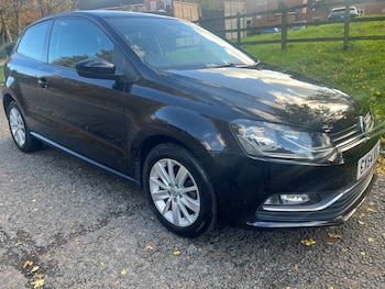 Used Volkswagen Polo 2014 for sale - 76445061: Photo