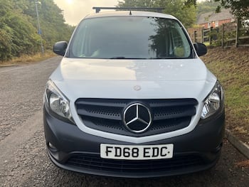 Used Mercedes-Benz Citan 2018 for sale - 79671718: Photo