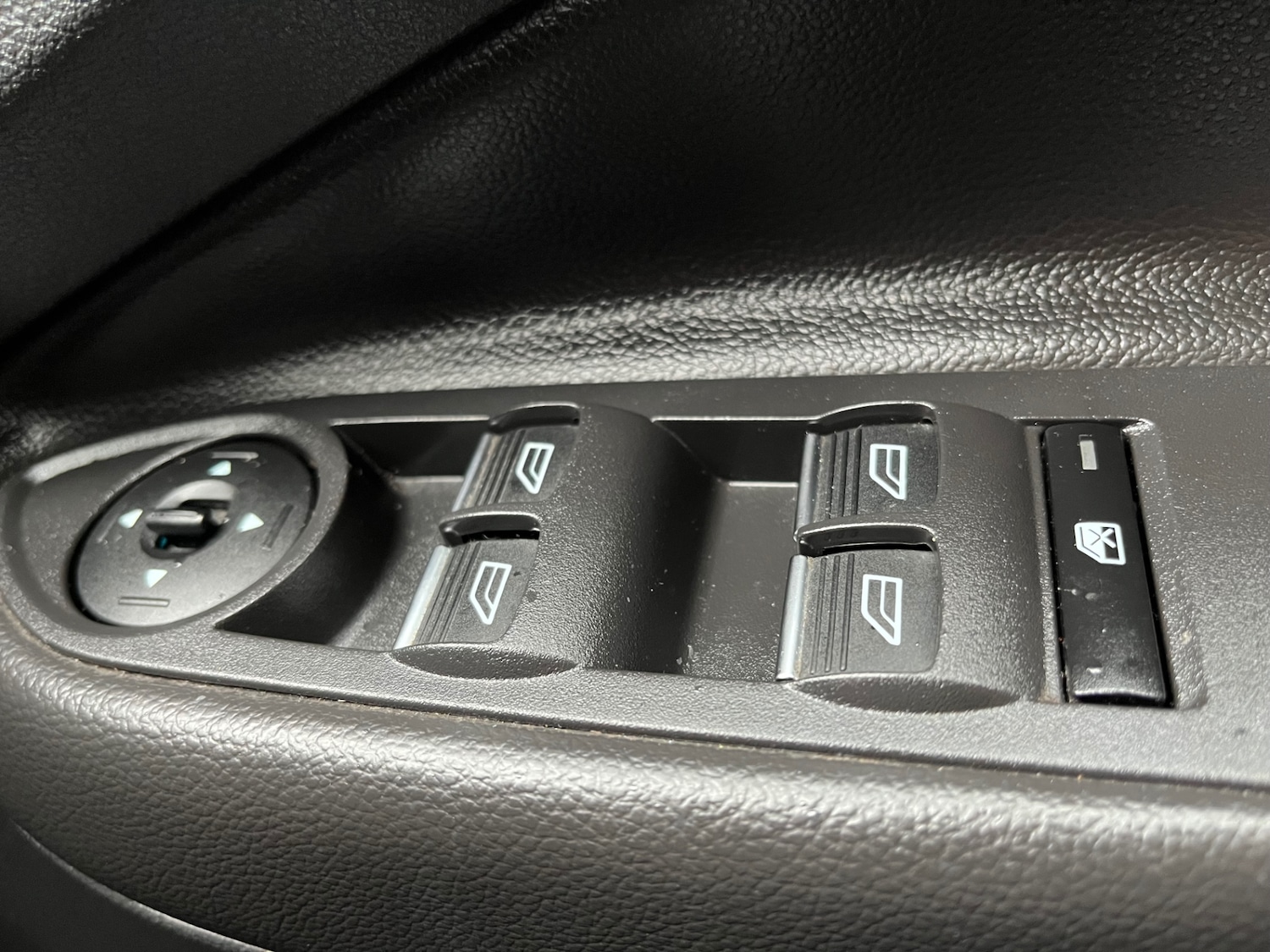 Used Ford Kuga 2016 for sale - 76969812: Photo 21