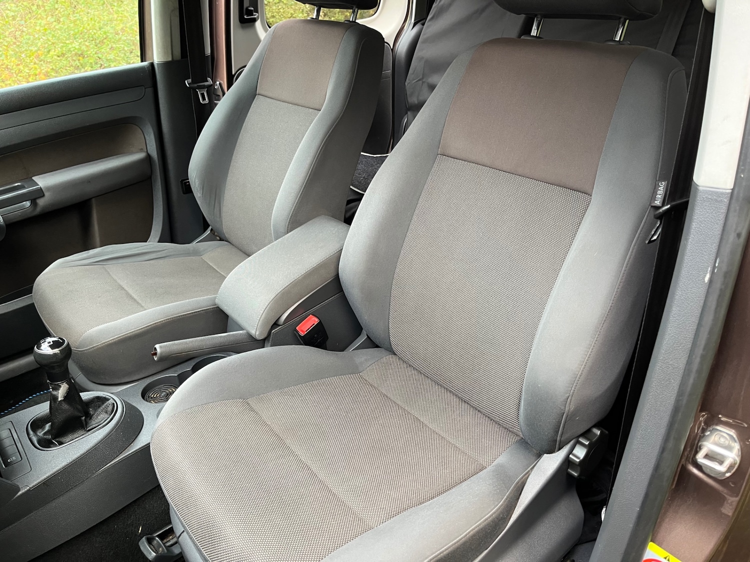 Used Volkswagen Caddy Maxi Life 2012 for sale - 76682302: Photo 13