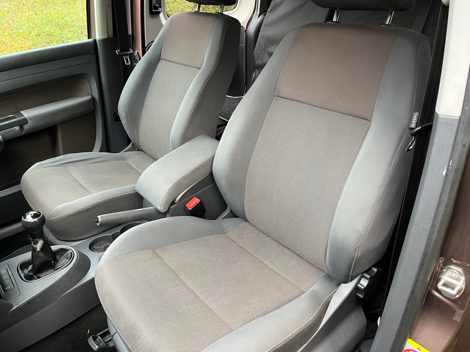 Used Volkswagen Caddy Maxi Life 2012 for sale - 76682302: Photo 14