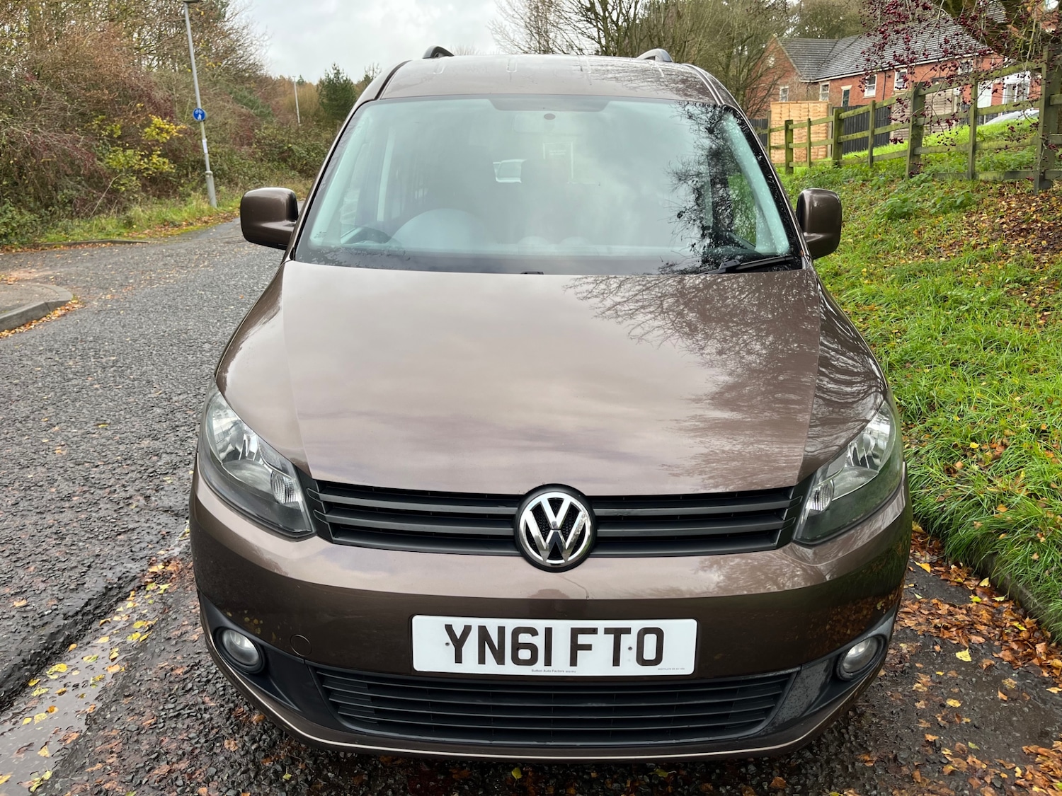 Used Volkswagen Caddy Maxi Life 2012 for sale - 76682302: Photo 2