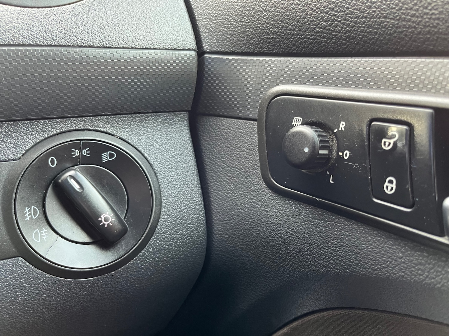 Used Volkswagen Caddy Maxi Life 2012 for sale - 76682302: Photo 20