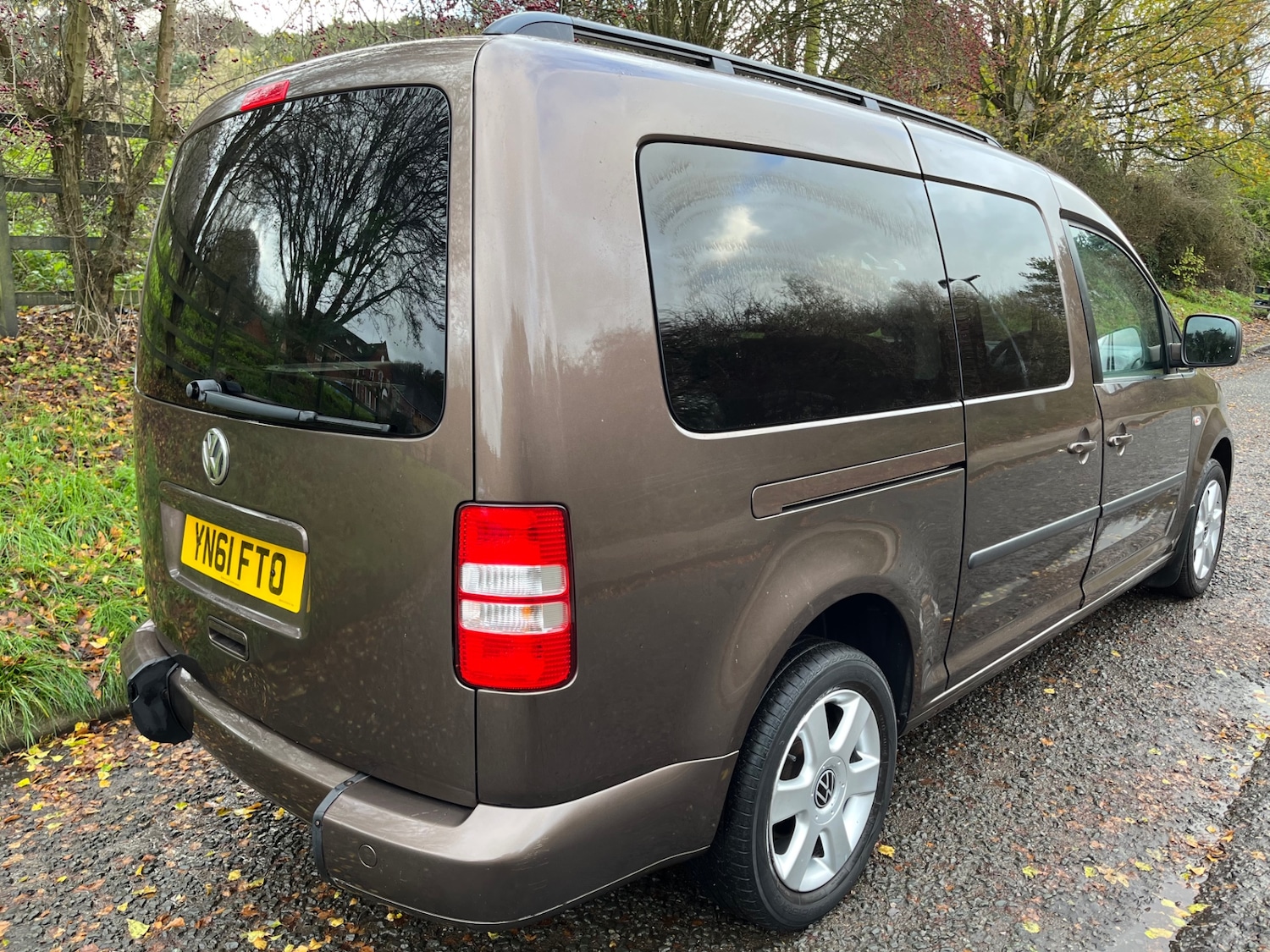 Used Volkswagen Caddy Maxi Life 2012 for sale - 76682302: Photo 4