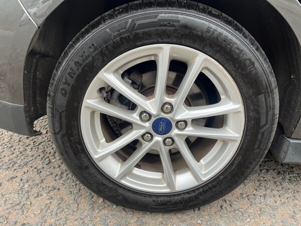 Used Ford C-Max 2015 for sale - 75701136: Photo 17