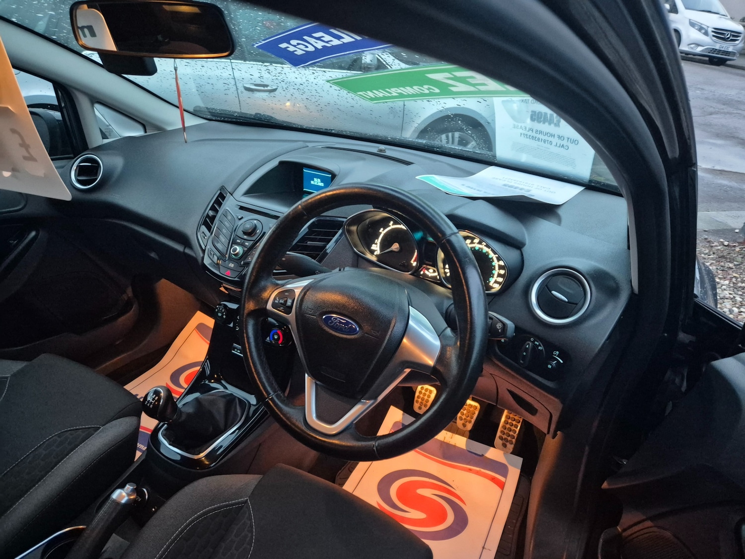 Used Ford Fiesta 2013 for sale - 76984277: Photo 9