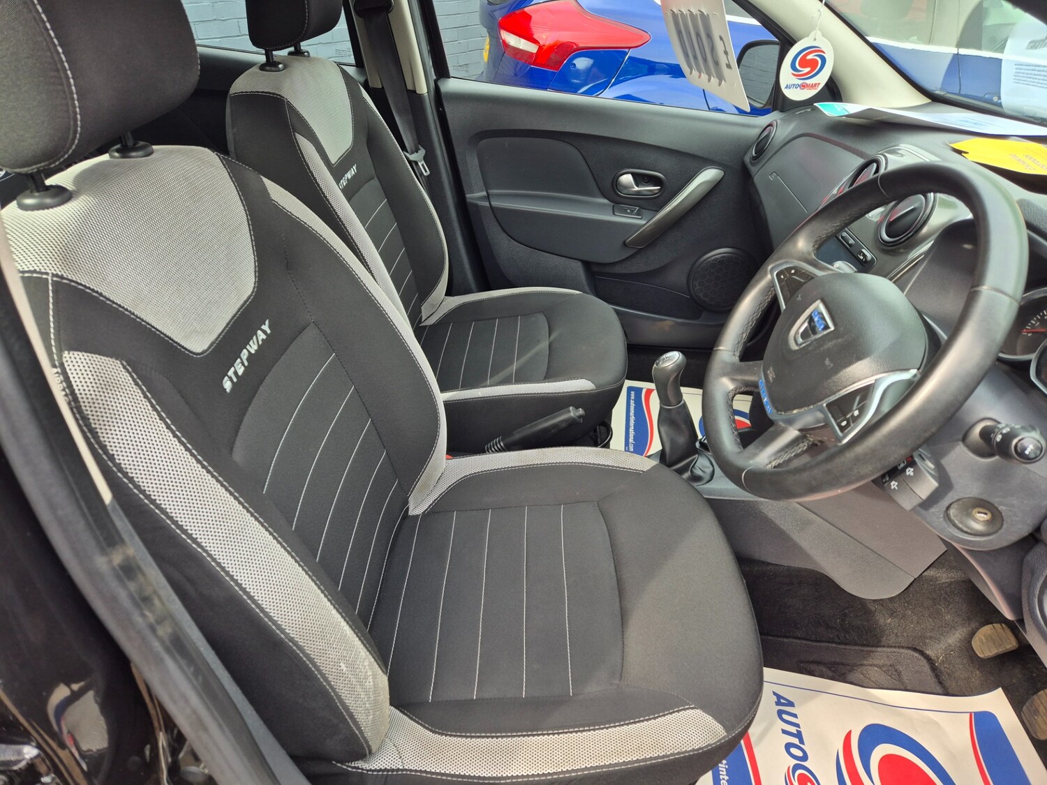 Used Dacia Sandero Stepway 2019 for sale - 77946208: Photo 11