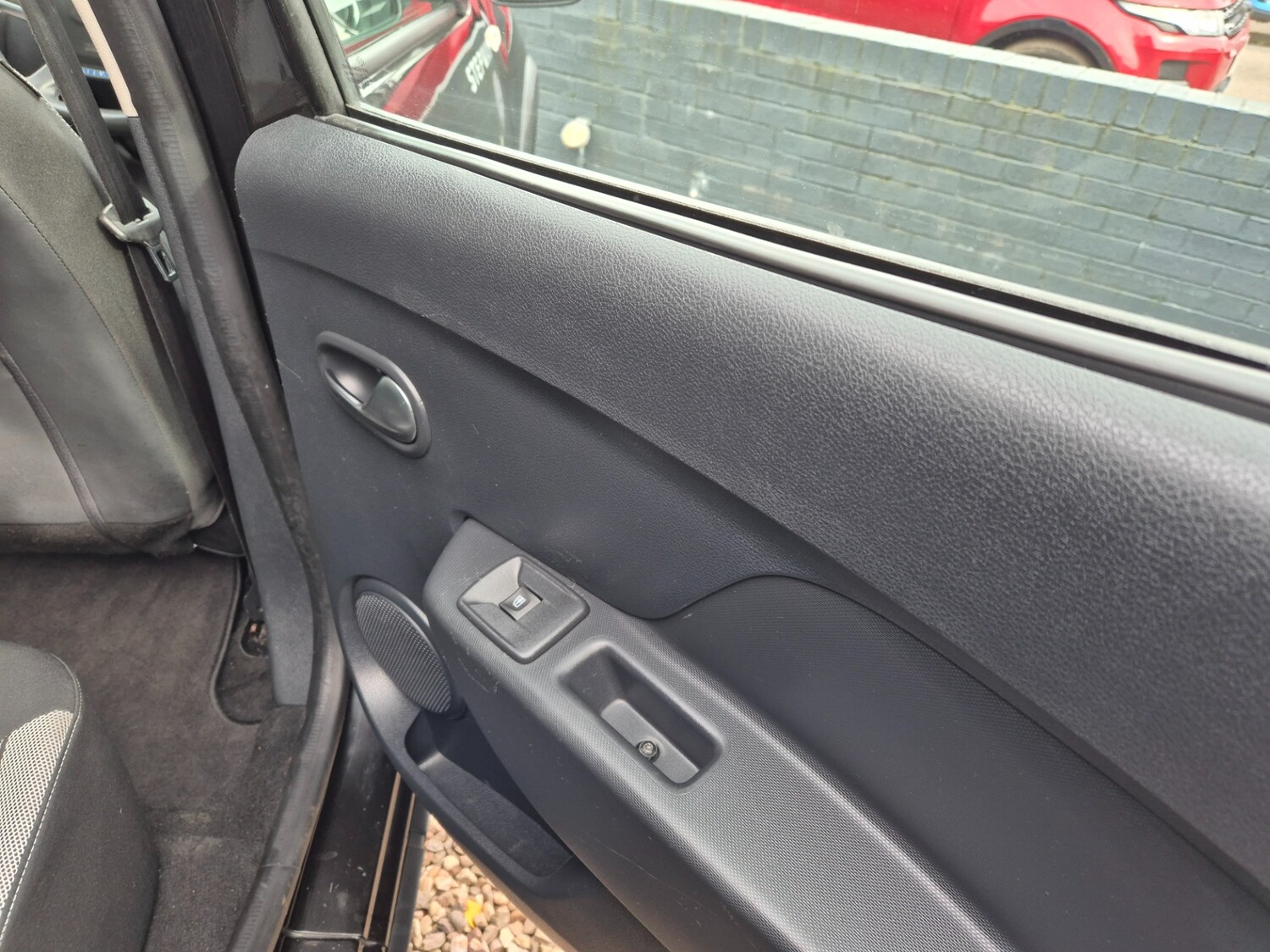 Used Dacia Sandero Stepway 2019 for sale - 77946208: Photo 18