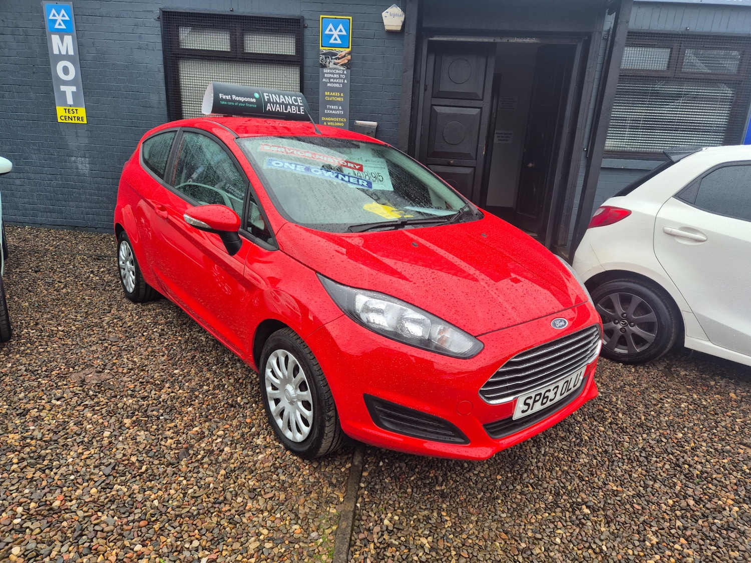 Used Ford Fiesta 2013 for sale - 77707949: Photo 2