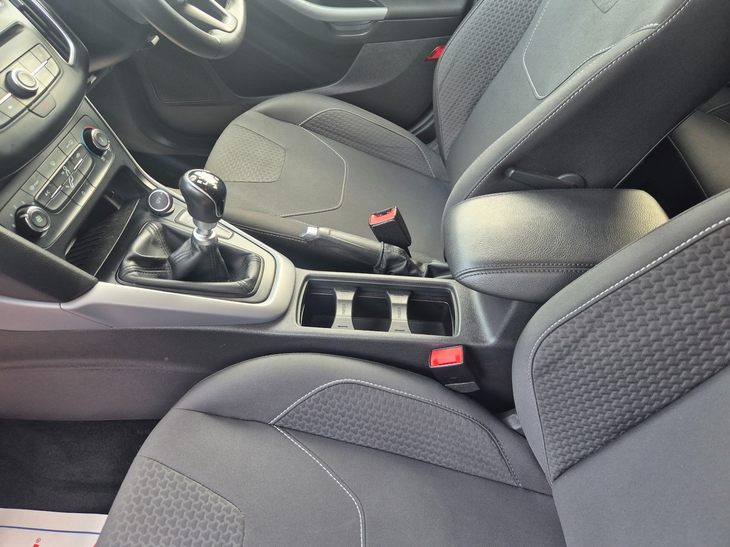 Used Ford Focus 2017 for sale - 77707792: Photo 12