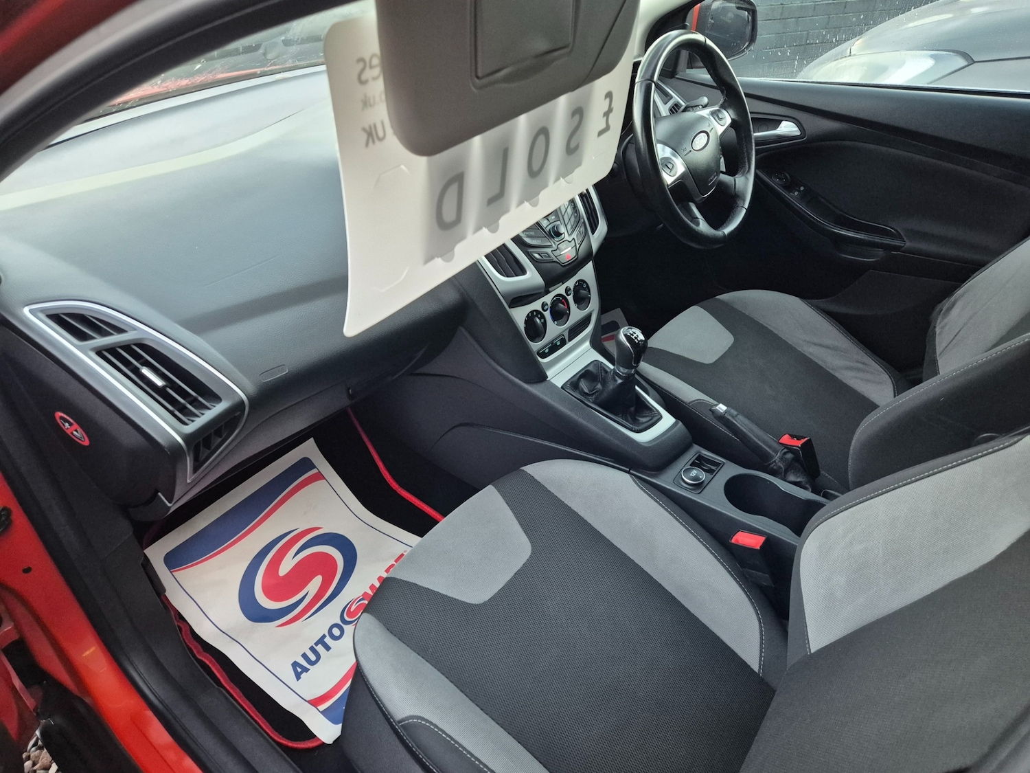 Used Ford Focus 2012 for sale - 76971178: Photo 9